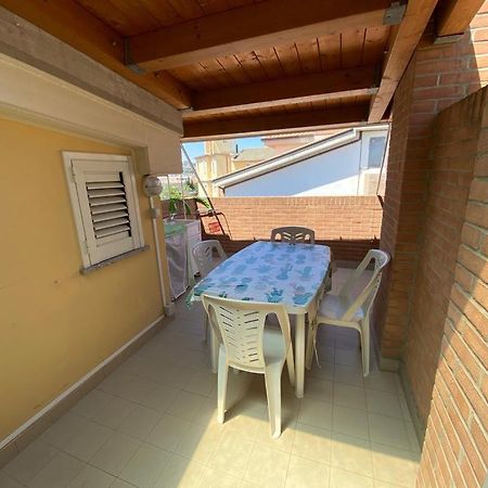 Appartamento Casa Vacanze 70M2 อัลบา อาดริอาติกา ภายนอก รูปภาพ