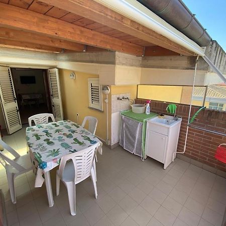 Appartamento Casa Vacanze 70M2 อัลบา อาดริอาติกา ภายนอก รูปภาพ