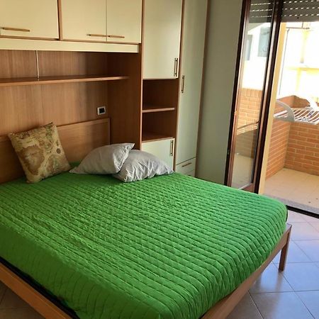 Appartamento Casa Vacanze 70M2 อัลบา อาดริอาติกา ภายนอก รูปภาพ