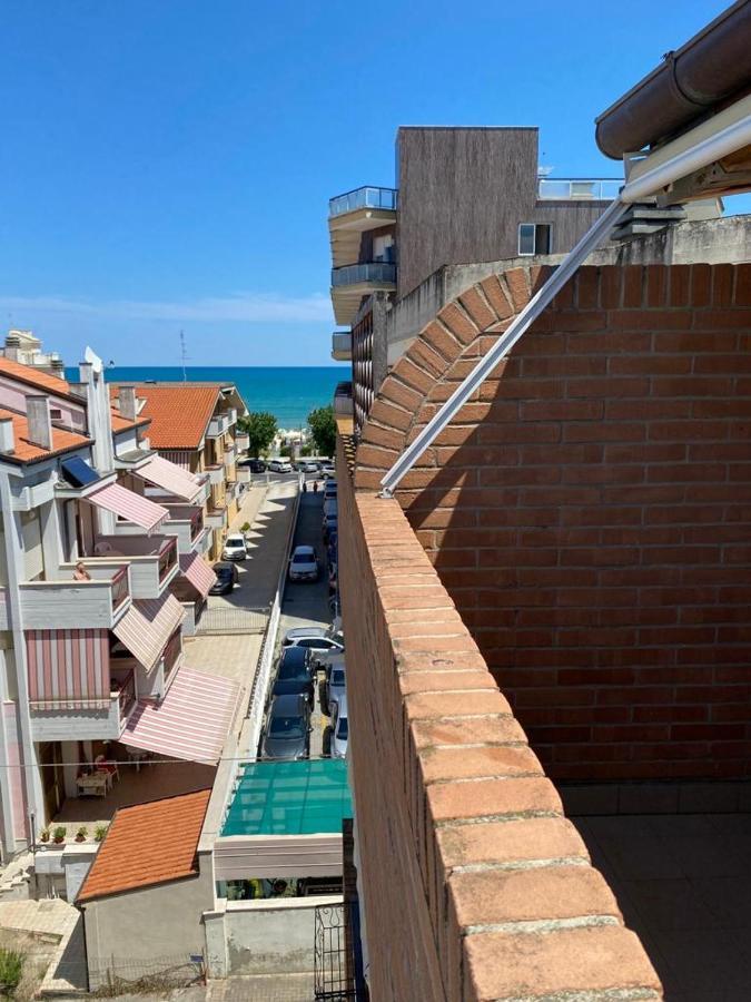 Appartamento Casa Vacanze 70M2 อัลบา อาดริอาติกา ภายนอก รูปภาพ