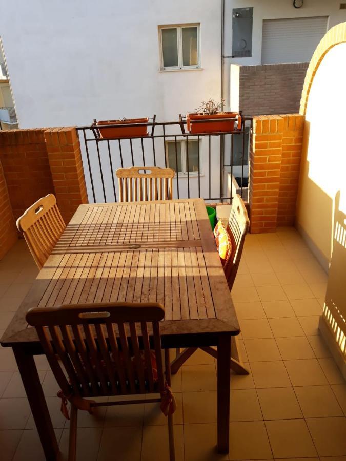 Appartamento Casa Vacanze 70M2 อัลบา อาดริอาติกา ภายนอก รูปภาพ